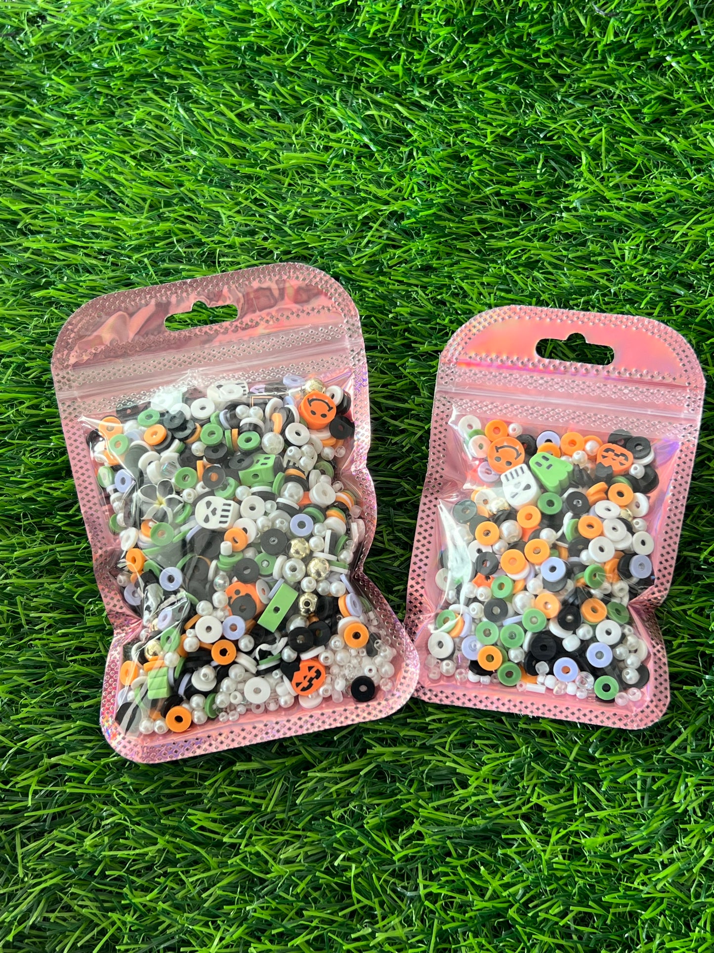 Spooky Halloween Beads Confetti